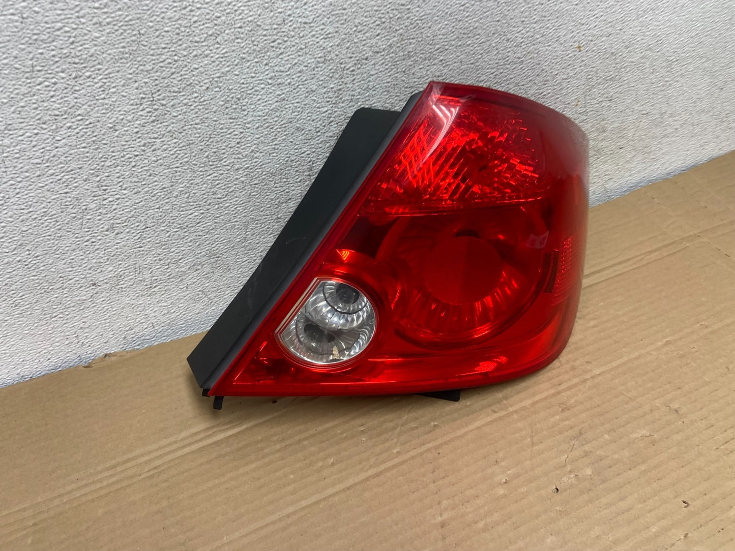 2005 2006 2007 Scion TC Tail Light Right Passenger Rh Side AG8888 DW2