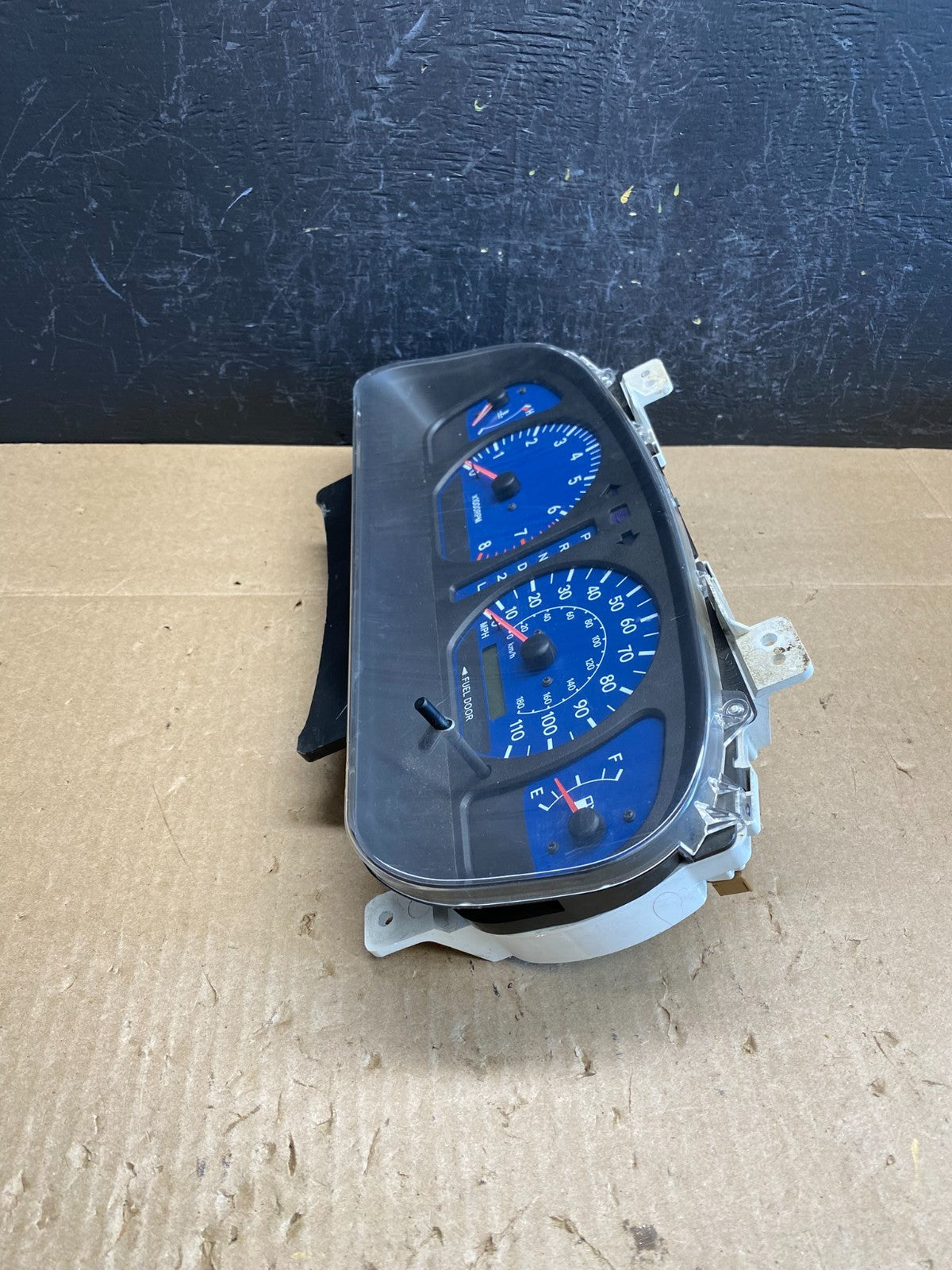 2001 2003 Toyota Sienna Speedometer Cluster Gauge AC6405 DG2