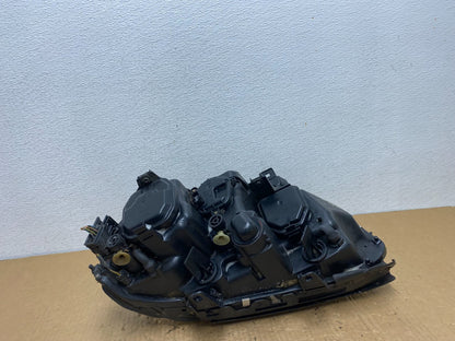 2002 to 2005 BMW 7 Series 745i Xenon Right Passenger Headlight AC7760 DW5