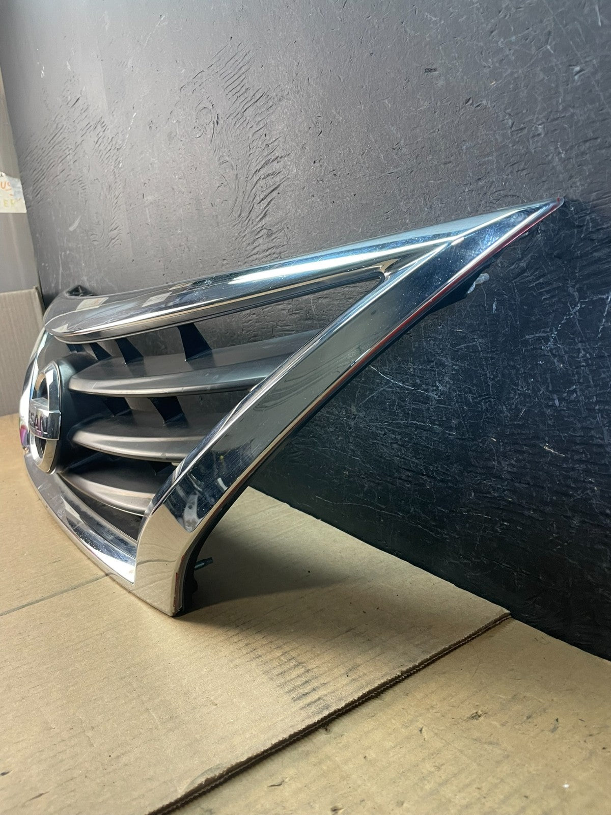 2013 to 2015 Nissan Altima Front Upper Grill Grille Sedan Aftermarket AD0238 DG1