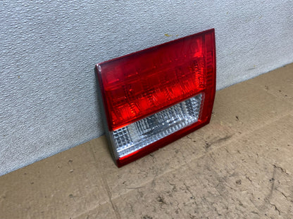 2005 2006 2007 Honda Odyssey Inner Right Passenger RH Tail Light Z1142 DW2
