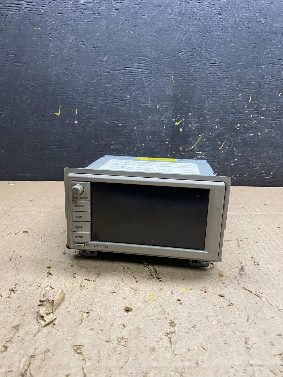 2002 - 2004 Lincoln Navigator Radio Stereo CD Player Screen GPS Navi u5257 DG0
