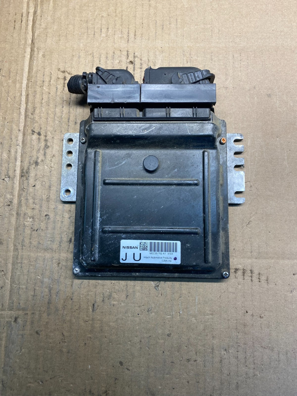 2005 Nissan Pathfinder Engine Control Module ECM MEC35-752 A1 aa7764  DG0