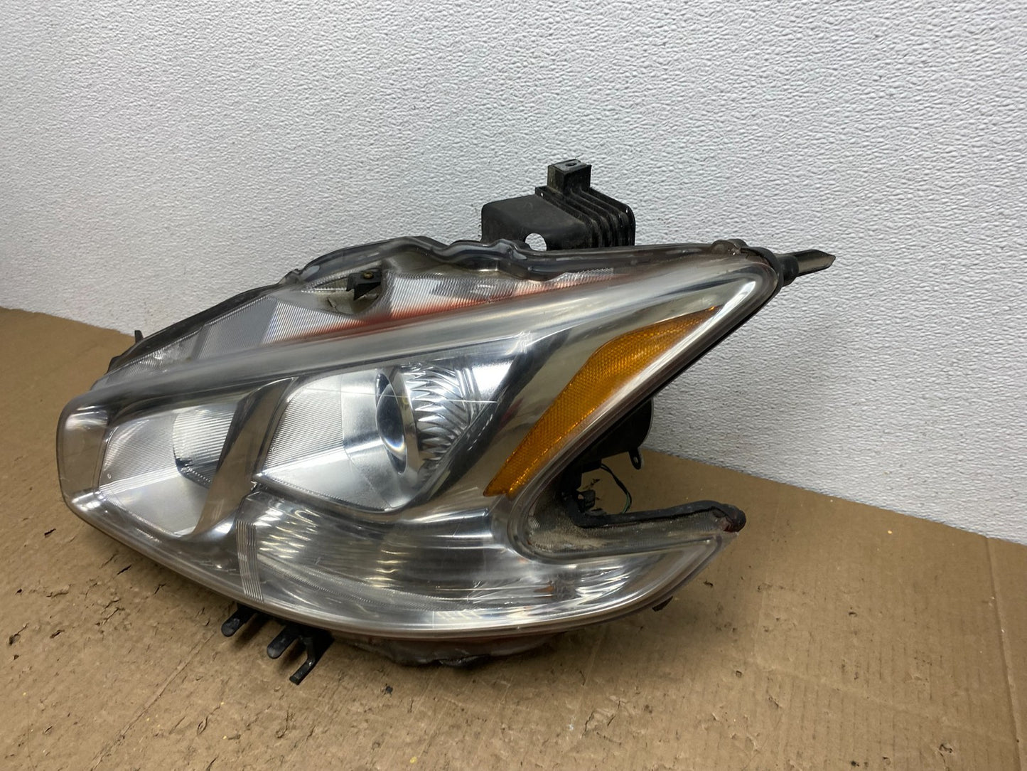 2009-2014 Nissan Maxima Headlight Left Driver Side Xenon HID AC0187 DW1