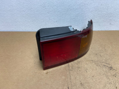 1995 - 1996 Toyota Camry Sedan Right Passenger Tail Light Lamp Oem AC3168 DW2