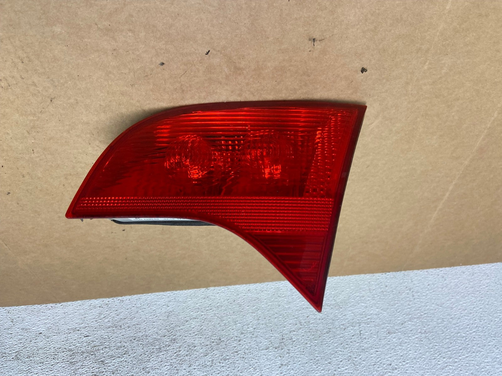 2004 to 2008 Audi A4 Avant Right Passenger RH Inner Tail Light AE2918 LK0