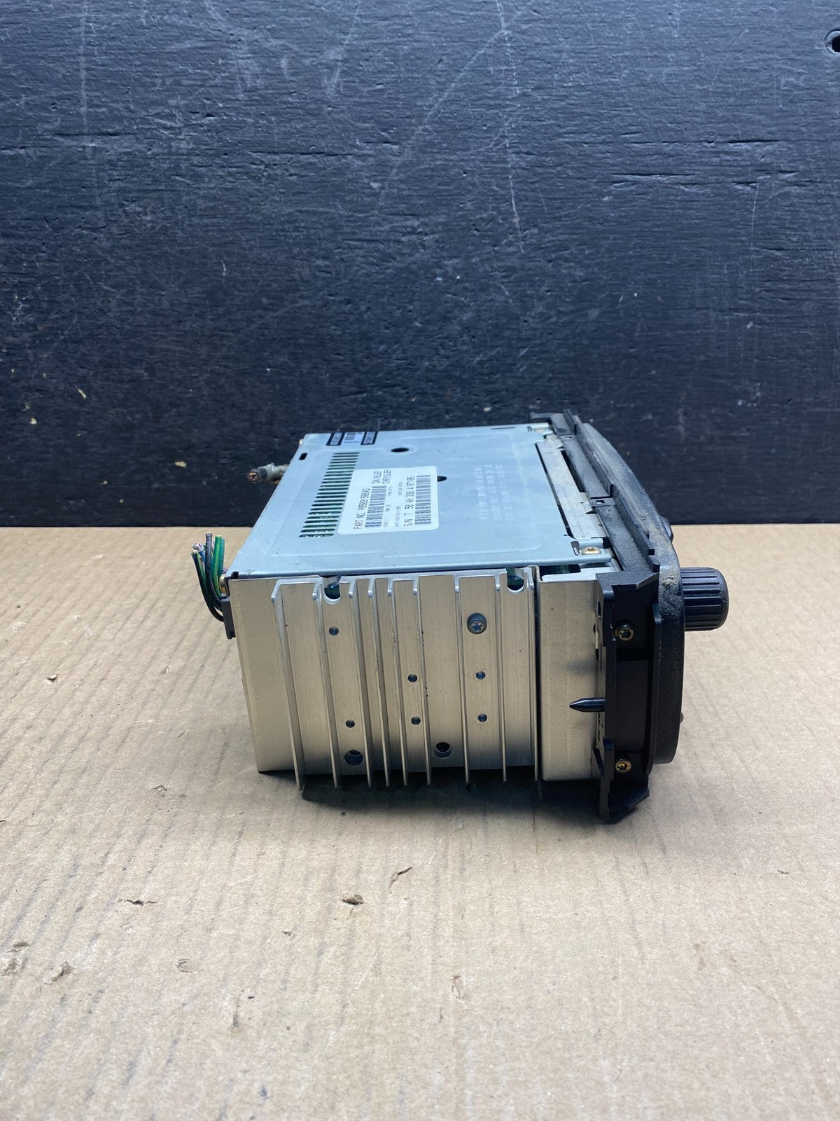 2002 - 2006 Chrysler Dodge Jeep Ram Radio CD Player AM/FM Receiver AG3975 DG2