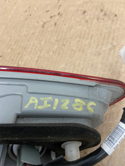 2010 - 2011 Toyota Camry Right Passenger RH Side Inner Tail Light AI1286 LK6