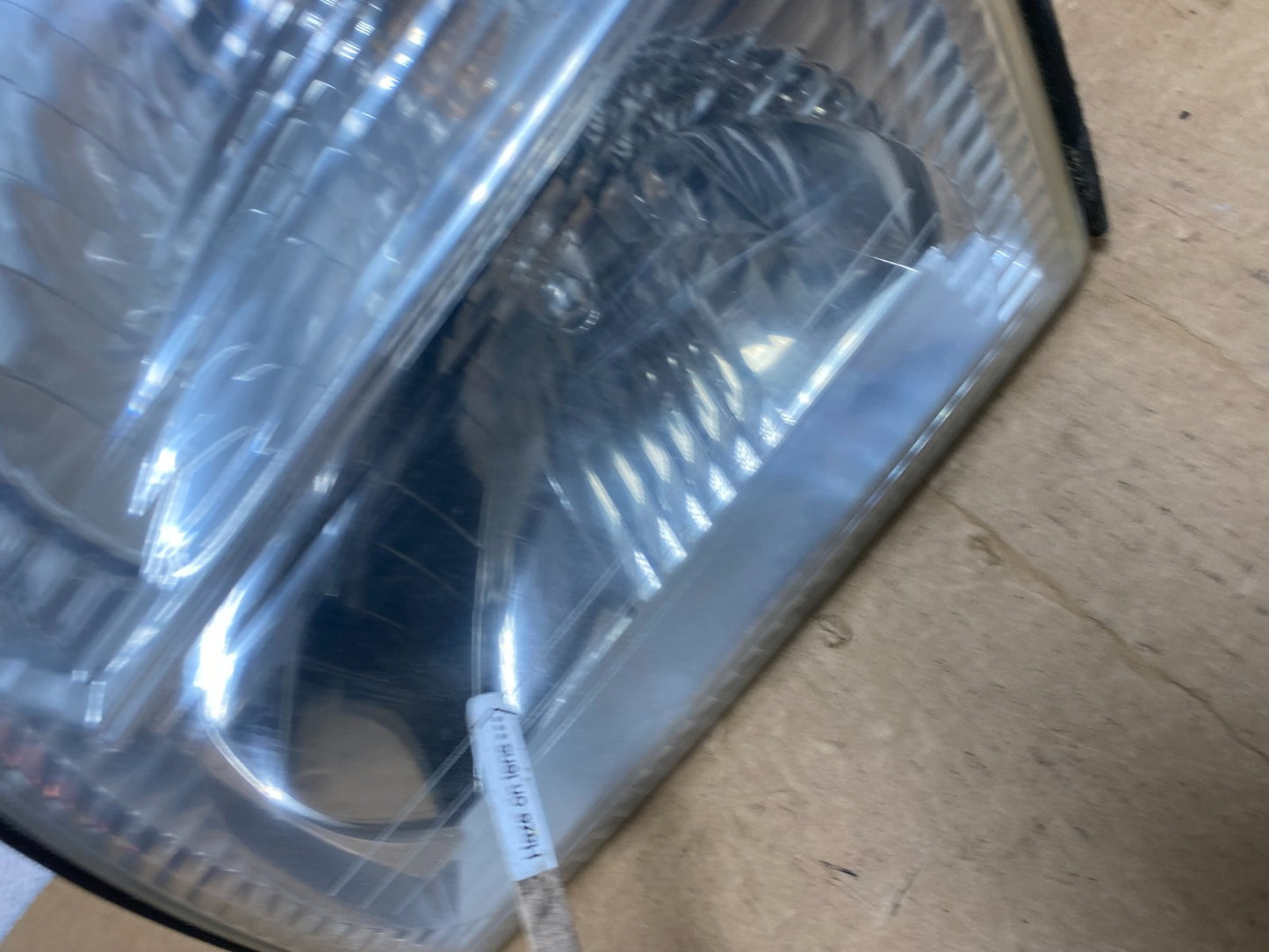 2002-2005 Mercury Mountaineer Left+Right Side Halogen Headlights AD4501 DW5