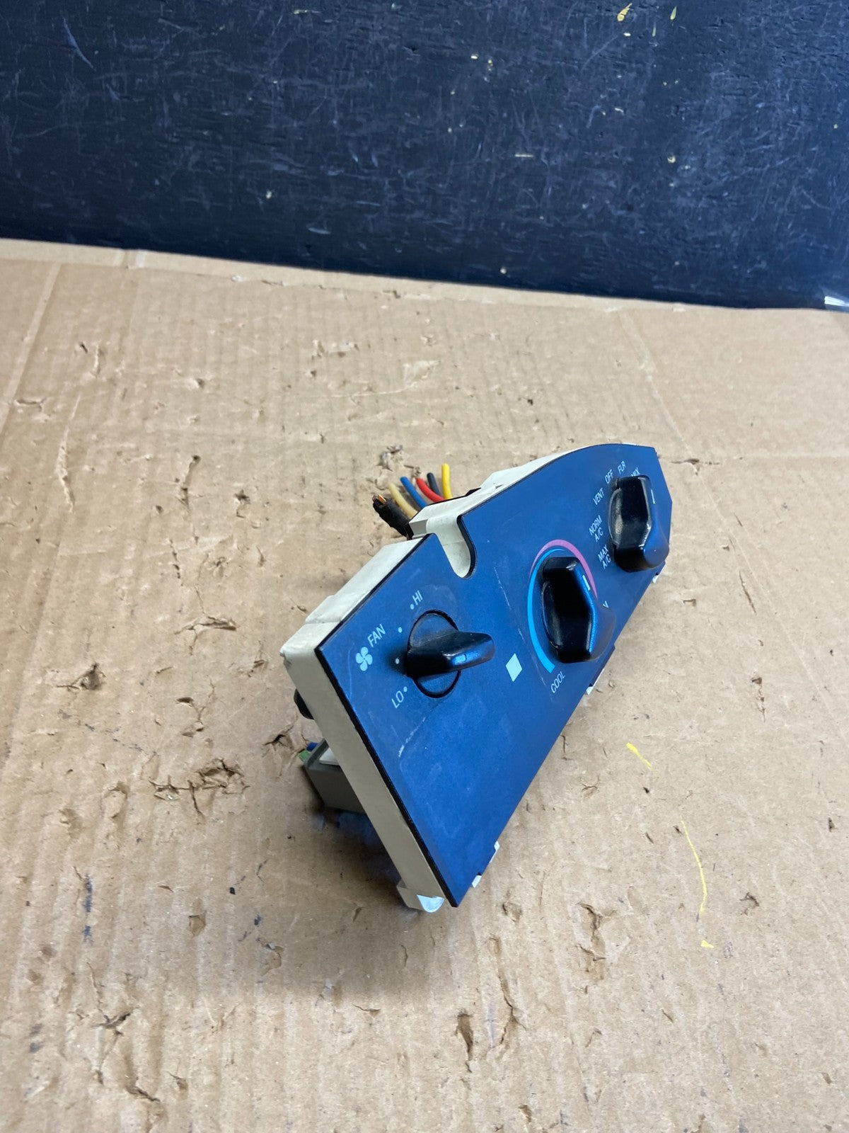 1997-2014 Ford Van Econoline E150 E250 Heater Climate Fan Control ad6796 DG1
