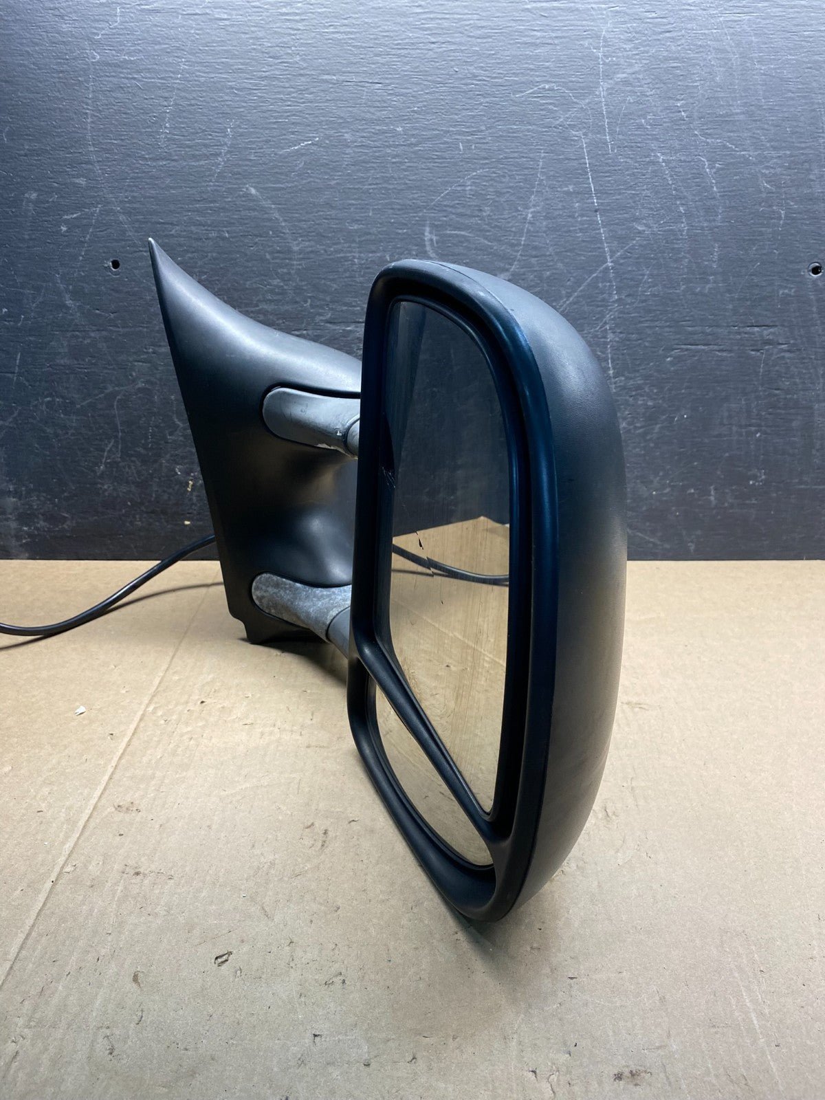 1999 to 2007 Ford F250 F350 F550 Duty Right Passenger RH Side Mirror AG3630 DW11