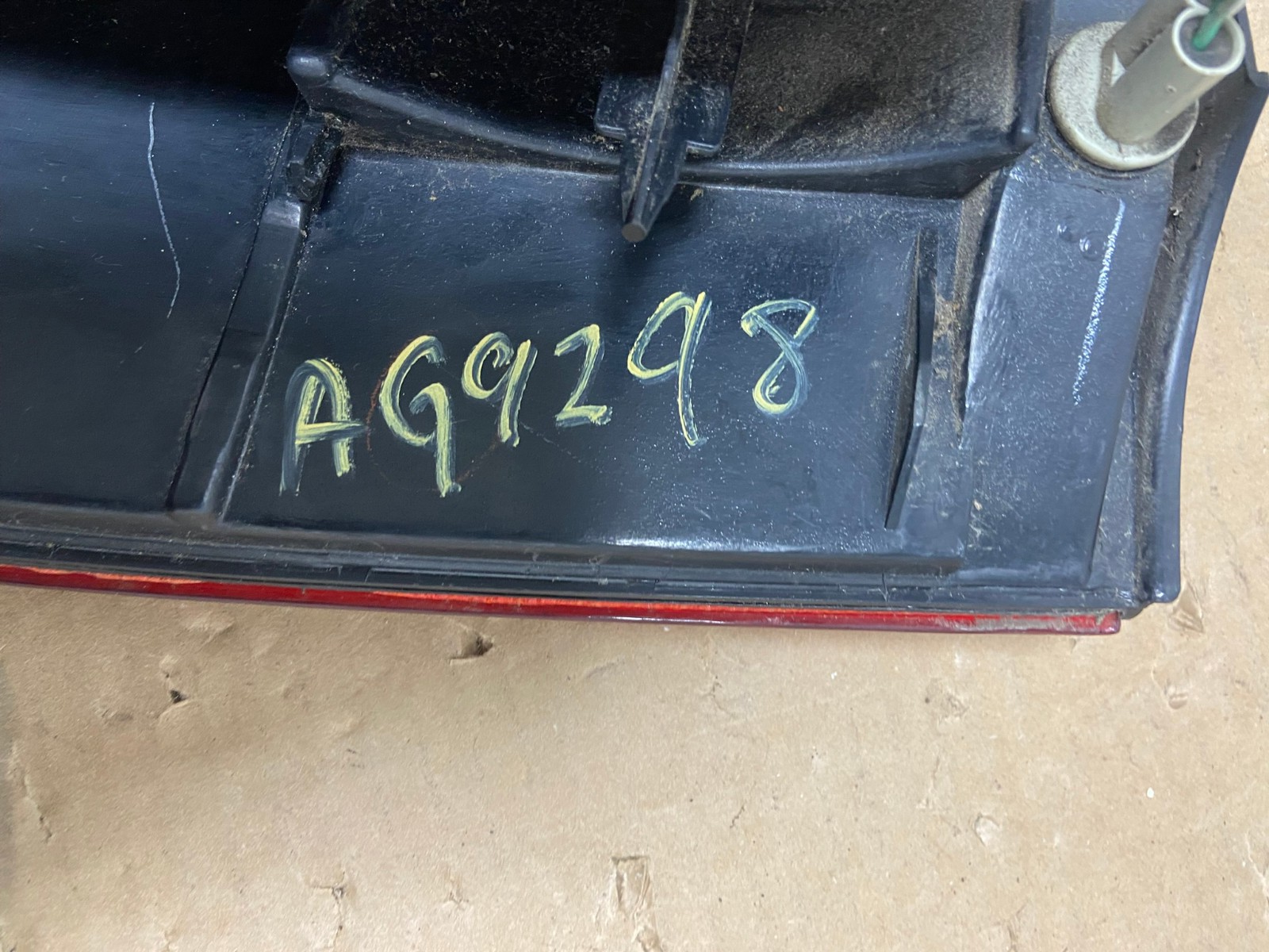 2001 2002 2003 Toyota Highlander Right Passenger RH Tail Light AG9298 LK6