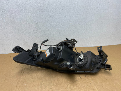 2004 2005 2006 Acura TL Headlight Right Passenger Side Xenon HID AD0561 DW5