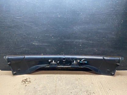 2001 to 2002 Saturn SC1 Trunk Rear Center Tail Light Panel OEM V4163 DG4