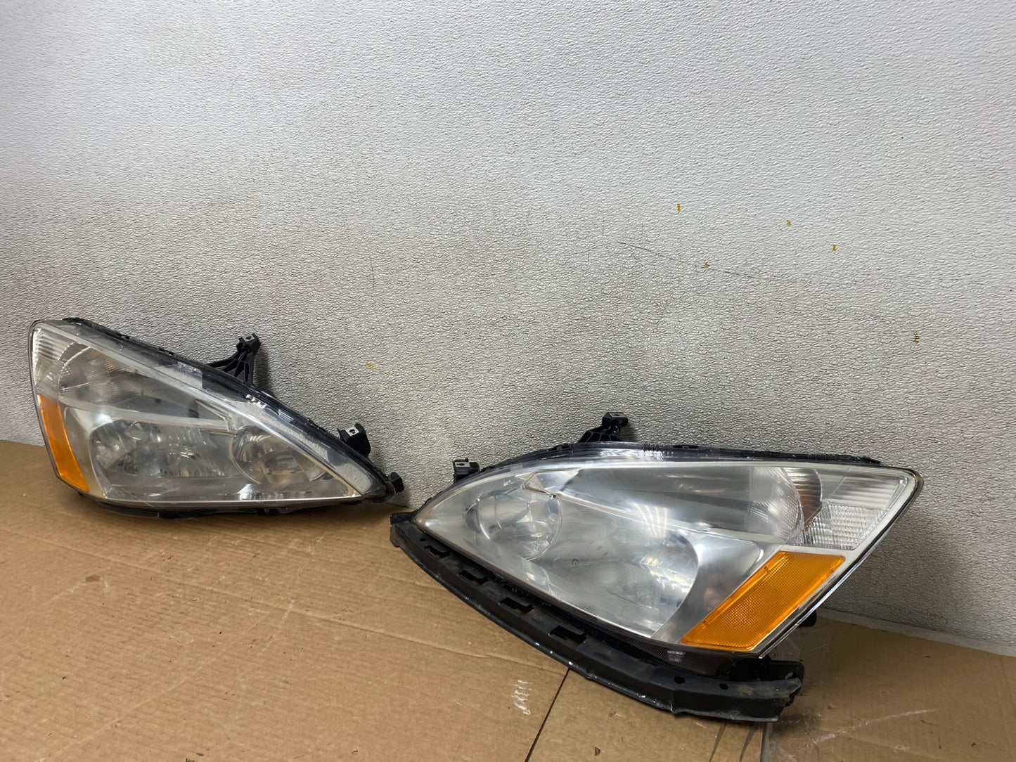 2003 - 2007 Honda Accord Left+Right Set Halogen Headlights Z1363 DW1