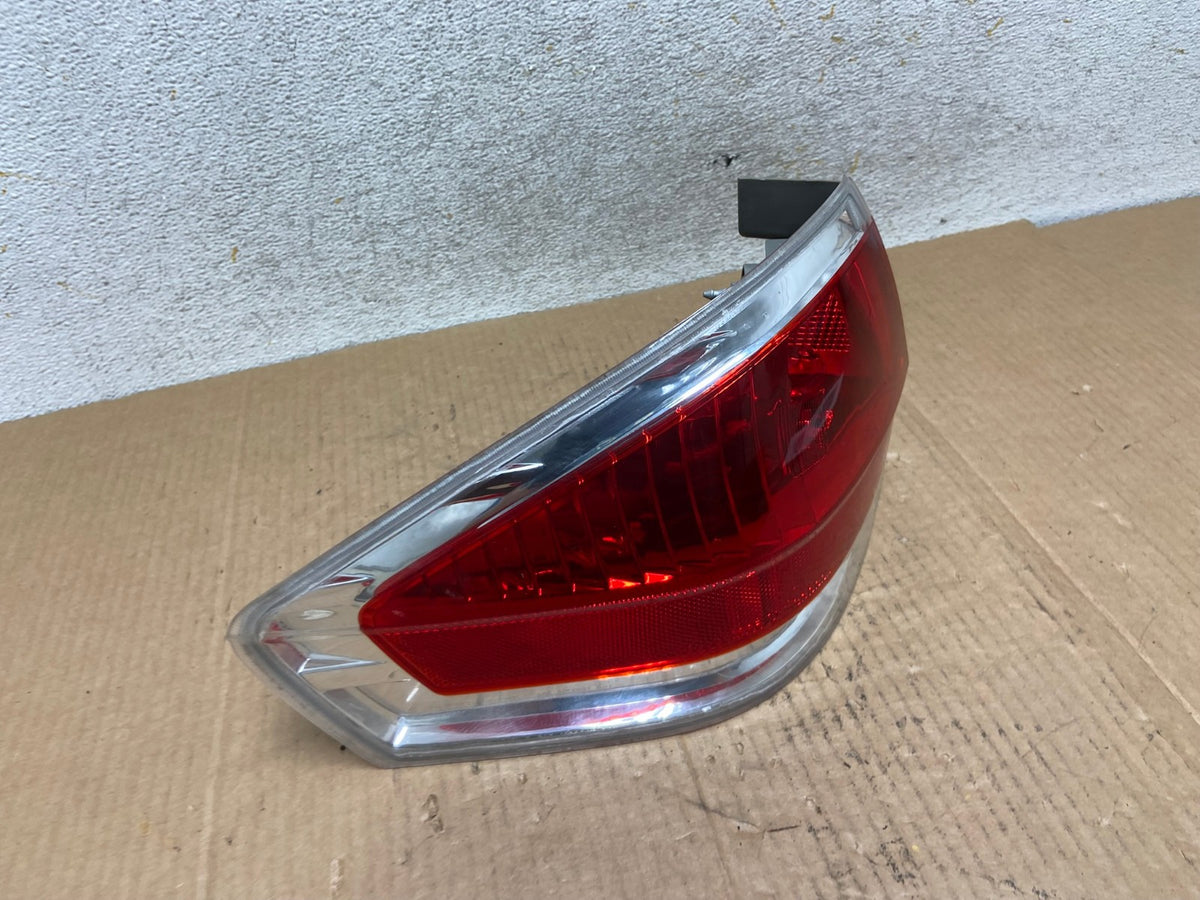 2008 2009 2010 2011 Ford Focus Sedan Left Driver Lh Side Tail Light AI6543 LK2