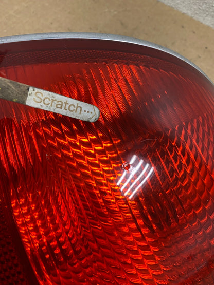2001-2003 Hyundai XG300 XG350 XG Right Passenger Side Tail Light Oem X2416 DW4