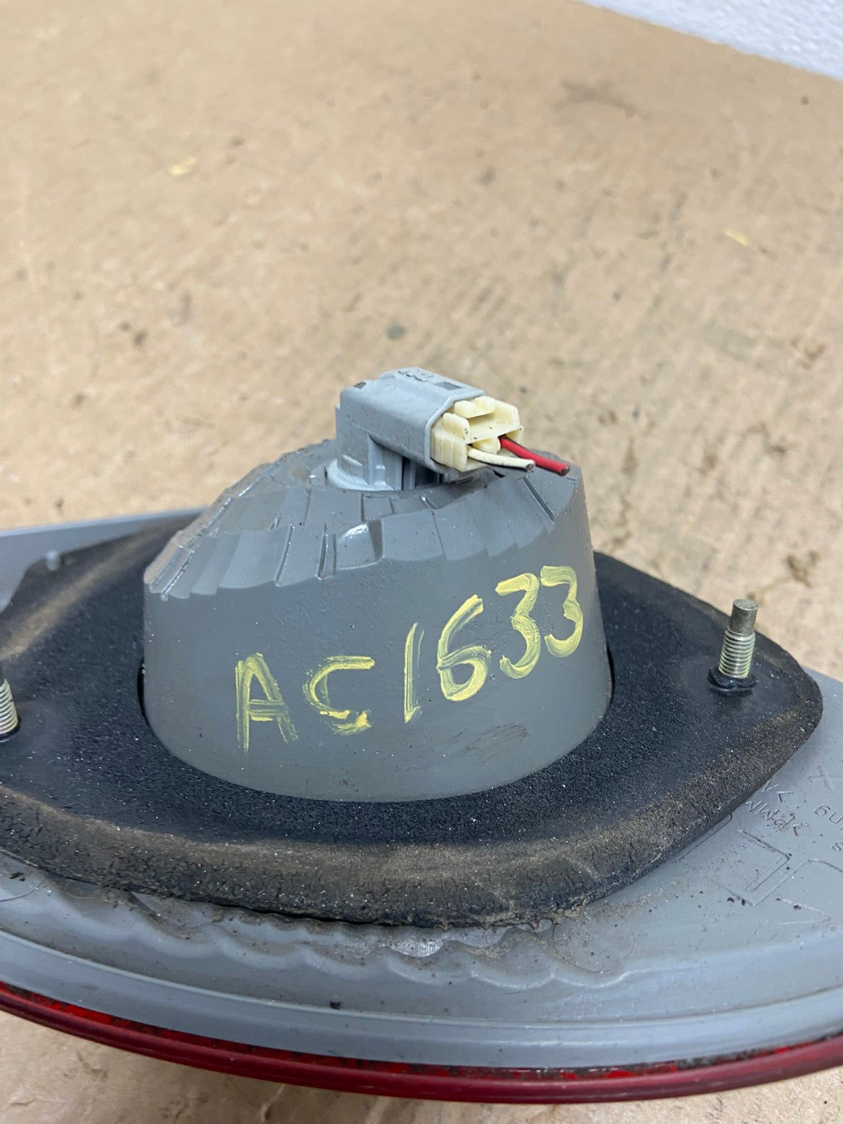 2003 - 2008 Toyota Corolla Inner Left Driver Lh Side Tail Light OEM AC1633 LK5