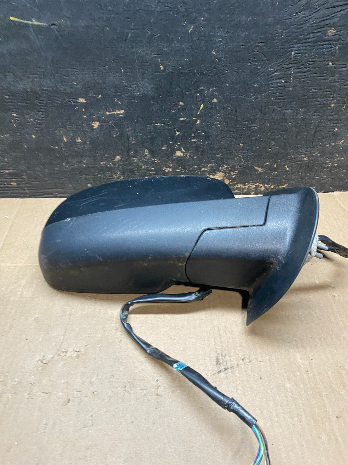 2007-2013 Chevrolet Tahoe Silverado Suburban Right Turn Signal Mirror U6213 DG3
