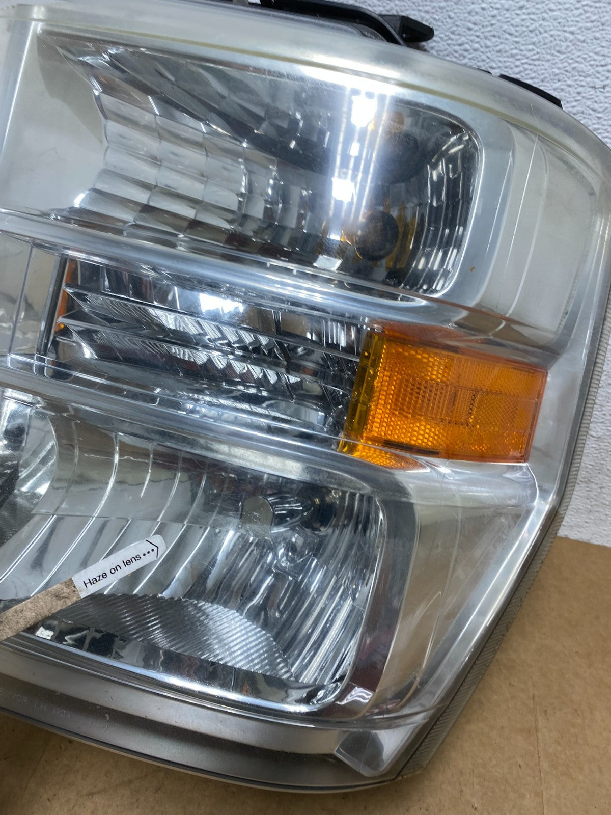 2008-2014 Ford Econoline E150 E250 E350 Left Driver LH Headlight AE2998 DW4