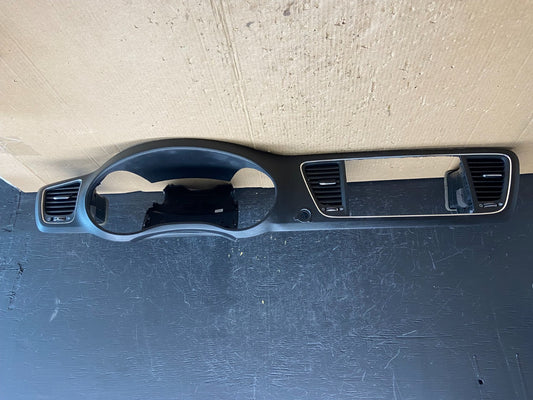 2015 to 2018 Kia Sedona Speedometer Radio Bezel Air Vent 84850-a9010 AE4198 DG0