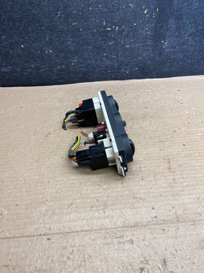 2005 2006 2007 Ford F250 F350 SD Automatic Heater A/C Climate Control AH3952 DG1