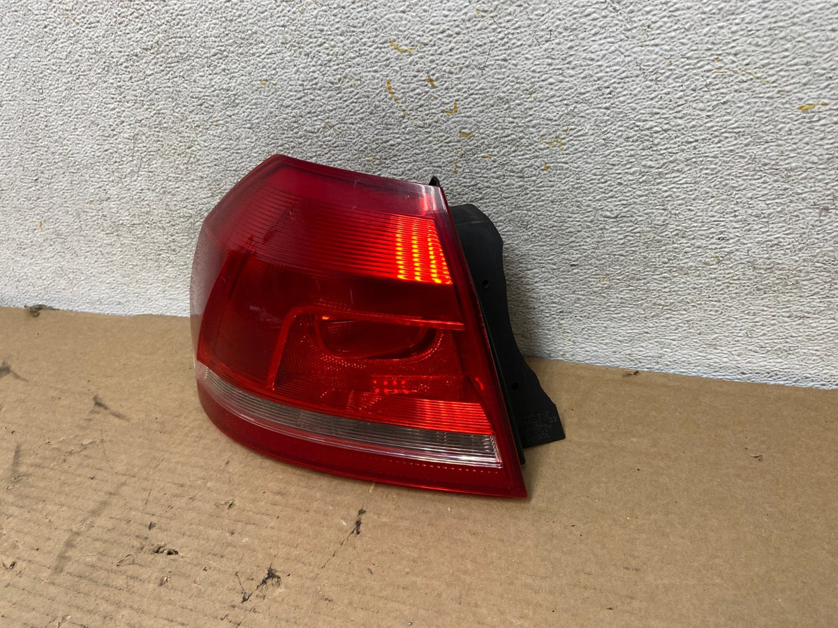 2012 to 2015 Volkswagen Passat Left Driver Lh Side Tail light AH4277 LK2