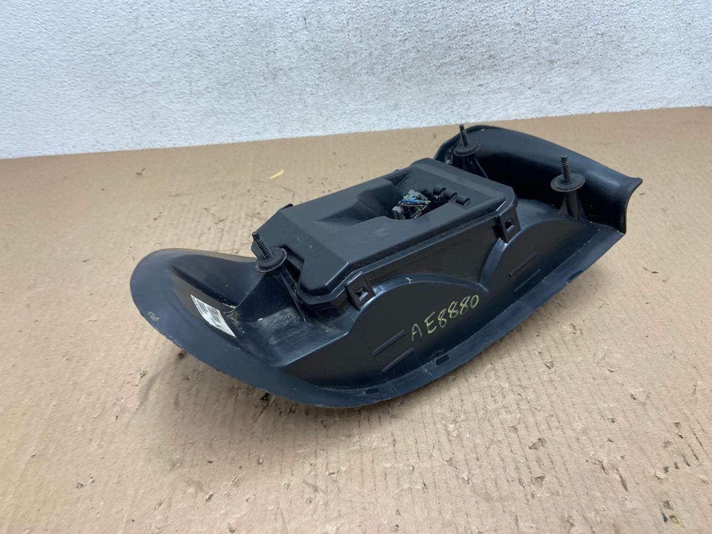 1997 to 2003 Chevrolet Malibu Passenger Right RH Side Tail Light AE8880 LK6