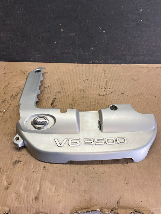 2001 to 2004 Nissan Pathfinder Engine Cover Ornament L9349 DG0