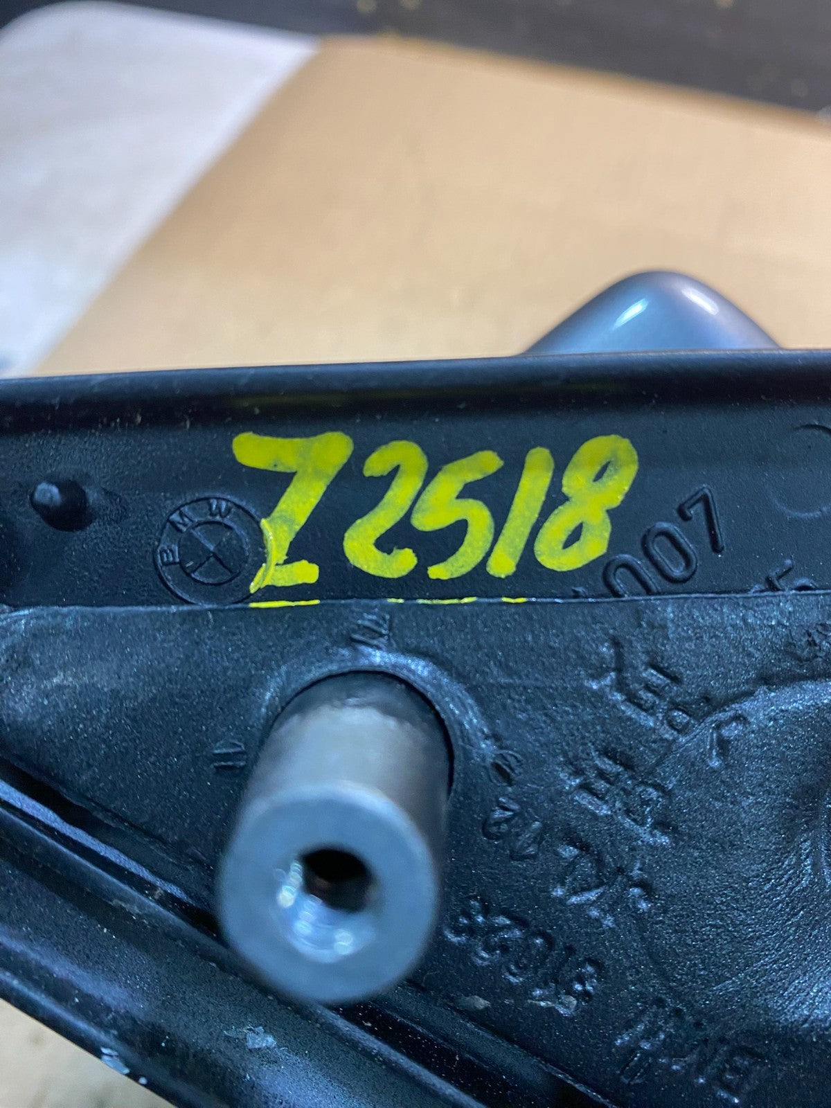 1998 to 2003 BMW 528i 530i E39 Left Driver Side Door View Mirror Z2518 MS9