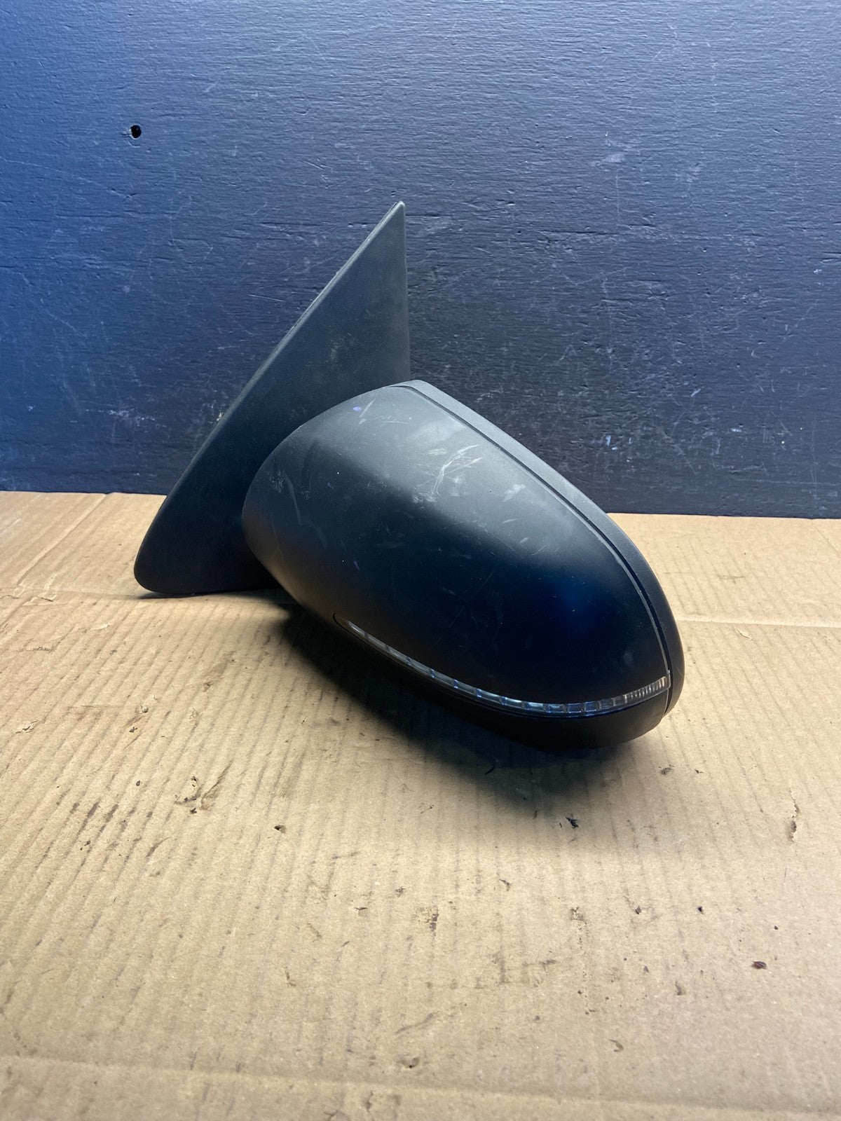 2011 to 2013 Kia Forte Left Side View Door Mirror w/turn Signal AD2966 DW2