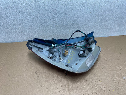 2004 to 2008 Nissan Maxima Right Passenger Tail Light V3121 DW7