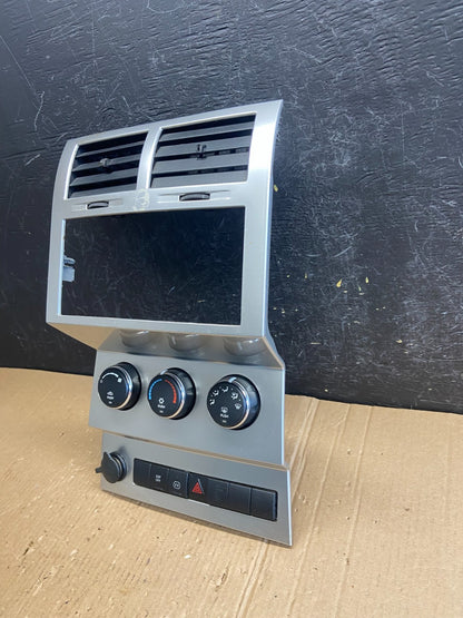 2007 to 2012 Dodge Nitro Dash Climate Temperature Control Radio Bezel AE3985 DG3