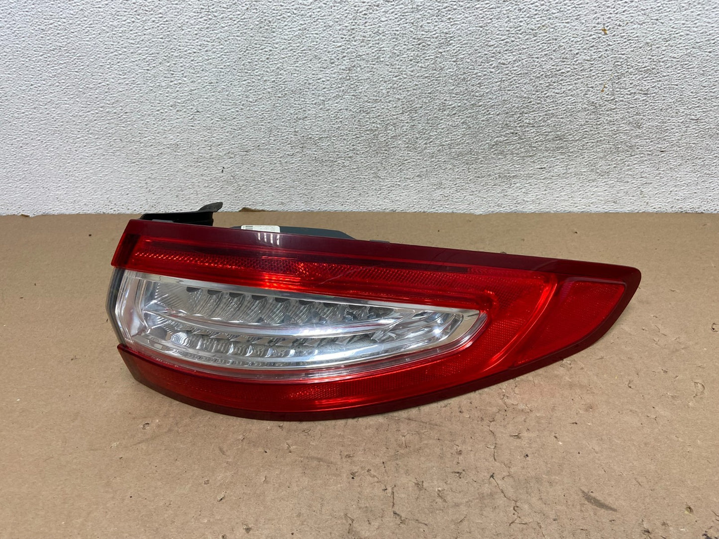 2013 to 2016 Ford Fusion Right Passenger RH Side Tail Light AG43480