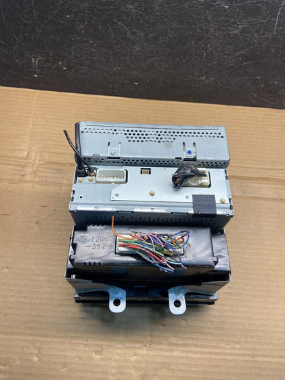 2000-2004 Toyota Avalon Radio Stereo 6 CD Tape Player Climate Control ae2538 DG5