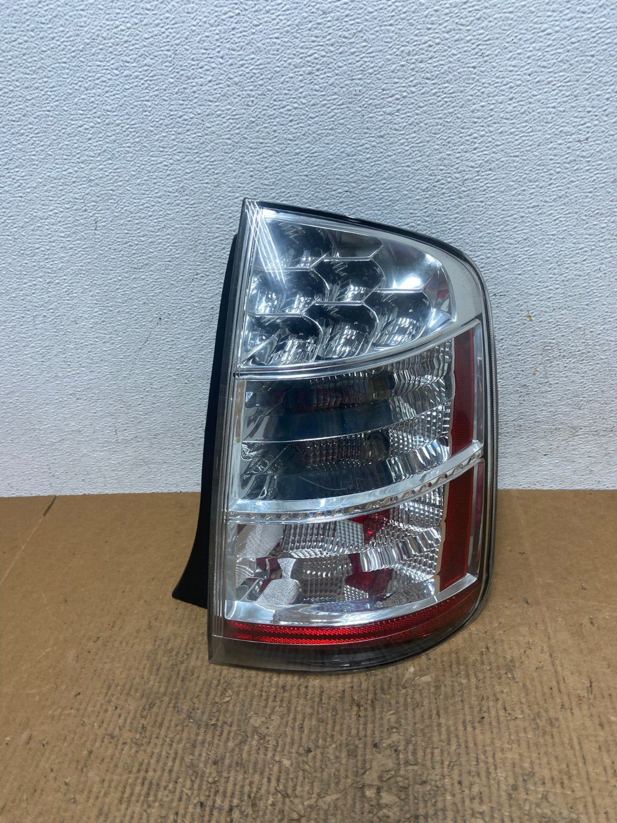 2006 to 2009 Toyota Prius Tail Light Right Passenger Side AE2884 LK0
