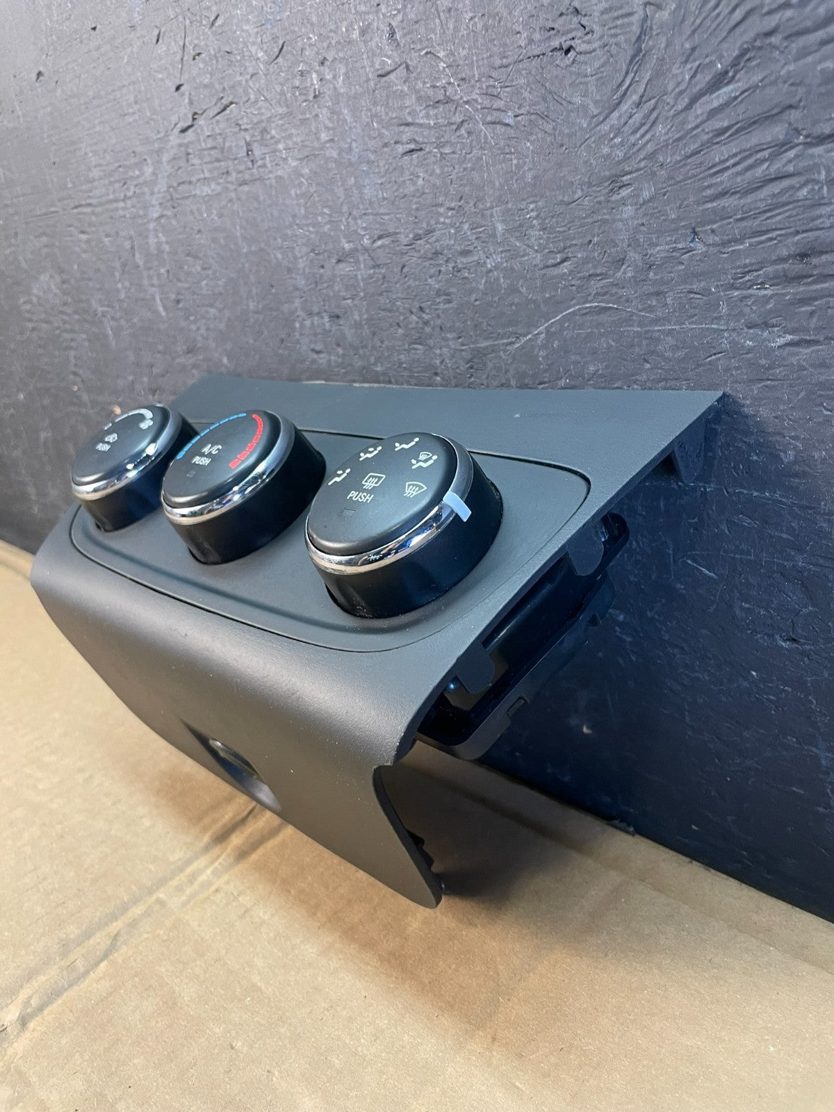 2011-2014 Chrysler 200 Heater AC Climate Switch Temperature Control OE ac5470 DG2