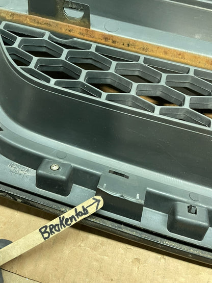 2003 2004 2005 Honda Pilot Front Upper Grill Grille Oem Y6428 DG10