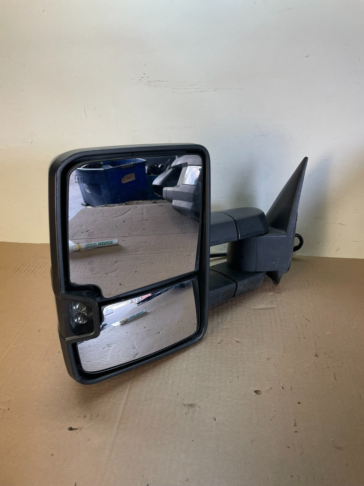 1999-2006 Chevrolet Silverado Sierra Left Driver LH Tow Door Mirror ah6503 DG2