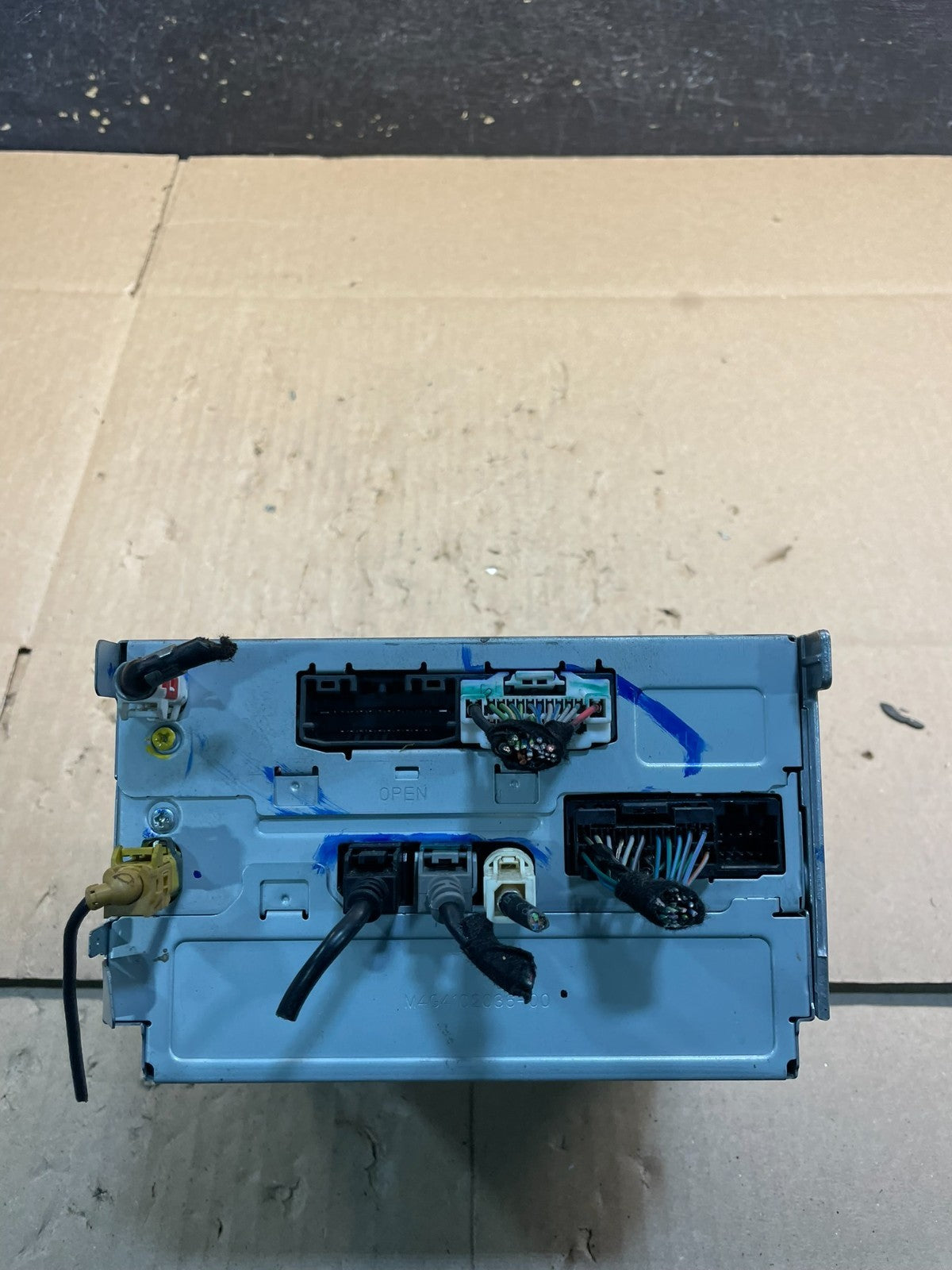 2011 to 2013 Dodge Charger Am Fm Cd Player Radio Receiver OEM W1286 DG2
