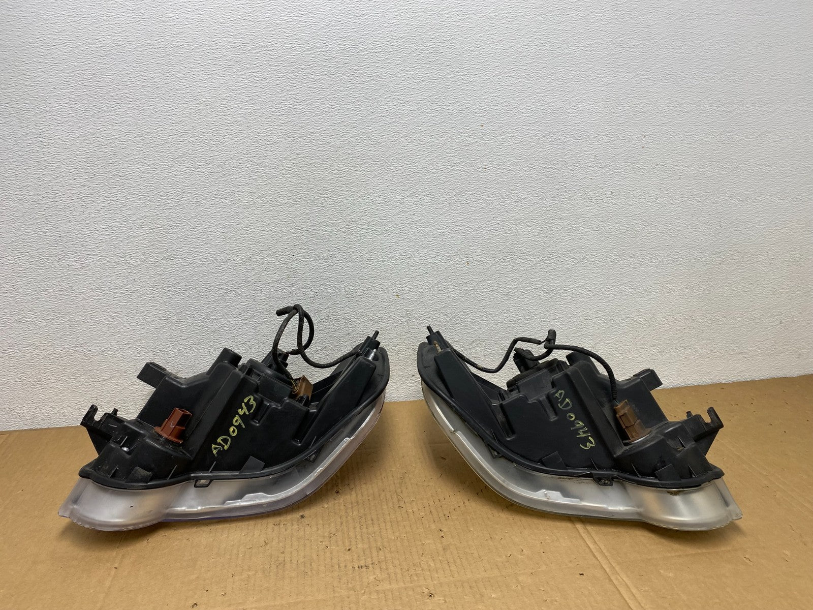 2006 2007 2008 2009 2010 Ford Explorer Left+Right Set Headlights AD0943 DW8