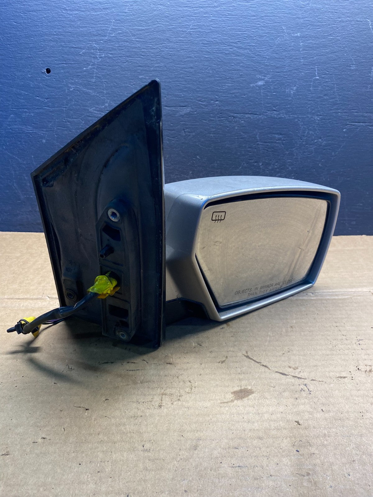 2004 to 2007 Nissan Quest Right Passenger View Door Mirror AD3354 DG10