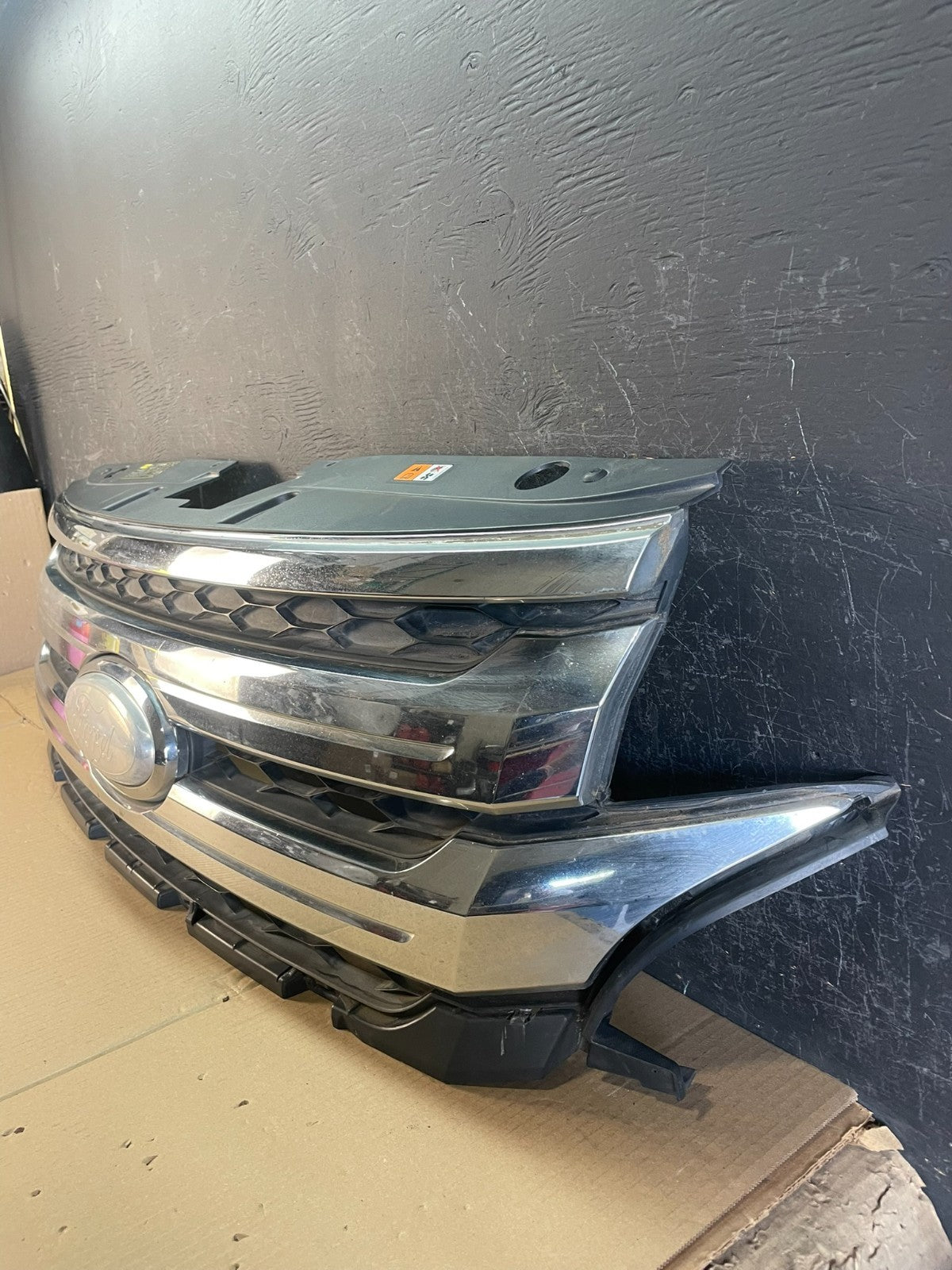 2011 2012 2013 Ford Edge Front Upper Chrome Grille Grill ae3537 DG1