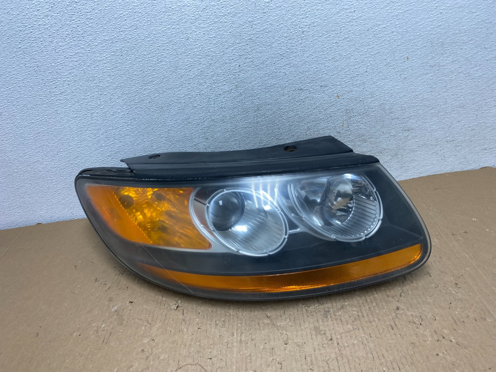 2007 2008 2009 Hyundai Santa Fe Right Passenger Halogen Headlight AD8823 DW0