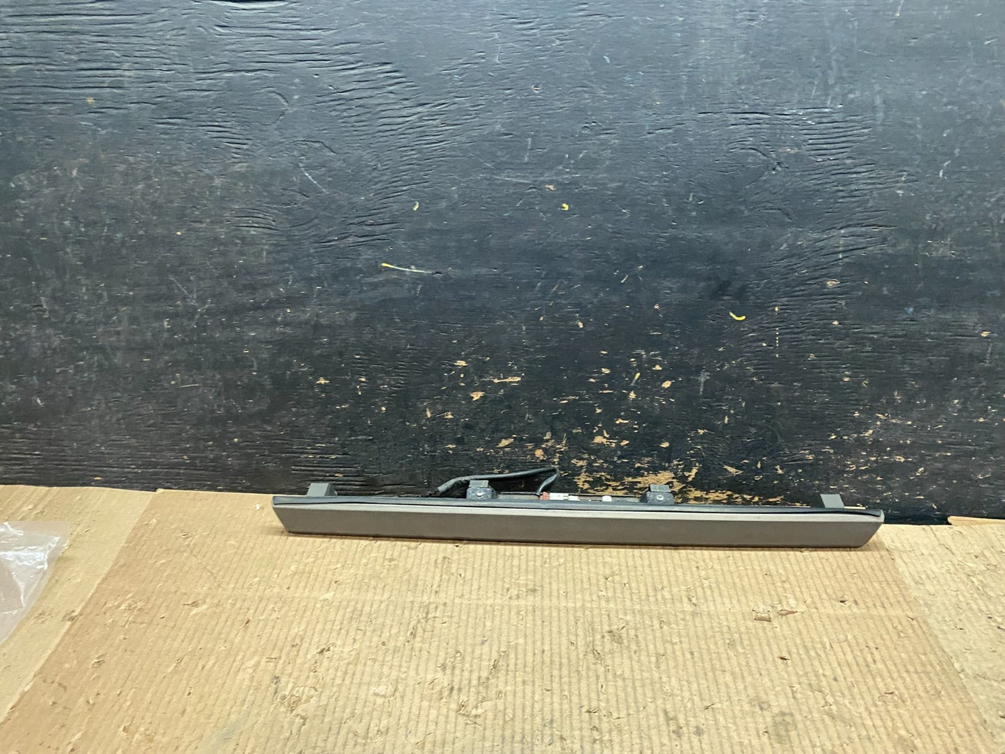 1999 - 2002 Infiniti G20 Rear Tail Gate Liftgate Handle Light Oem w6138 DG0