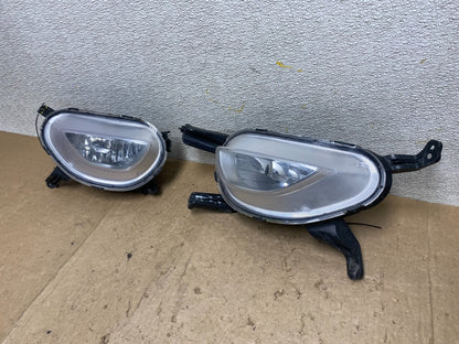 2014 to 2016 Kia Cadenza Front Left+Right Set Fog Light EM W9323 DG1