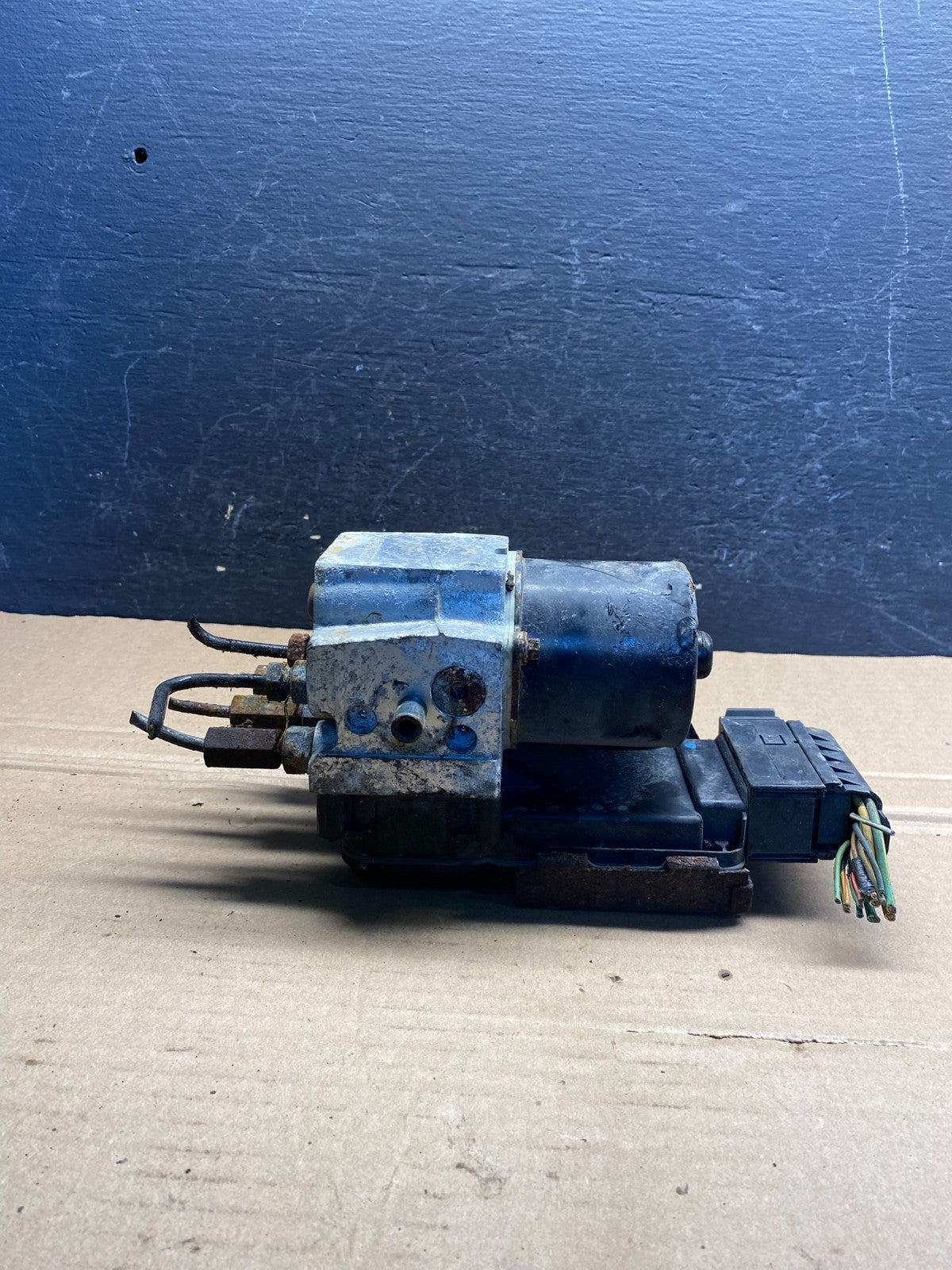 2003 - 2007 Ford E250 E350 ABS Anti Lock Brake Pump Module ae8094 DG2