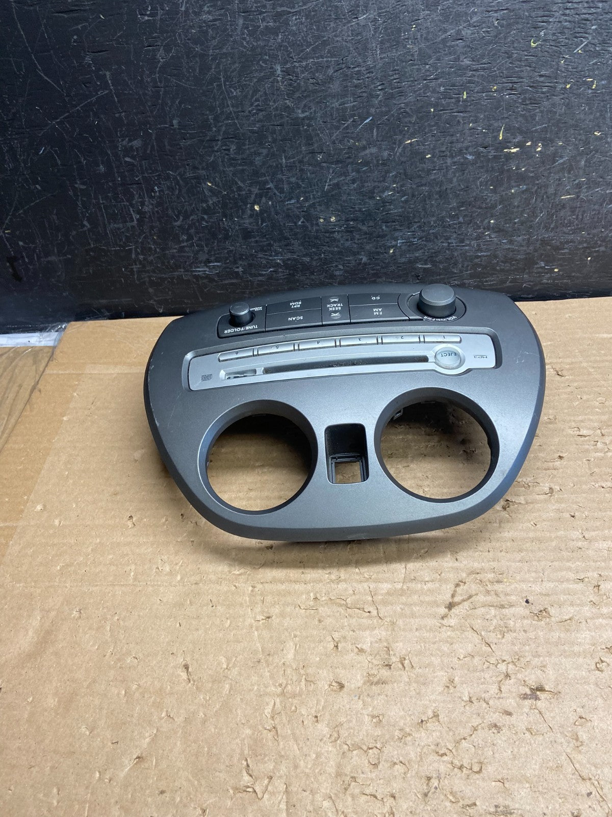 2006-2008 Mitsubishi Eclipse AMFM Radio CD Player Display Stereo Panel AG8540 DG2