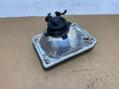 1999-2002 Land Rover Discovery Right Passenger Side Halogen Headlight AD4642 DG3