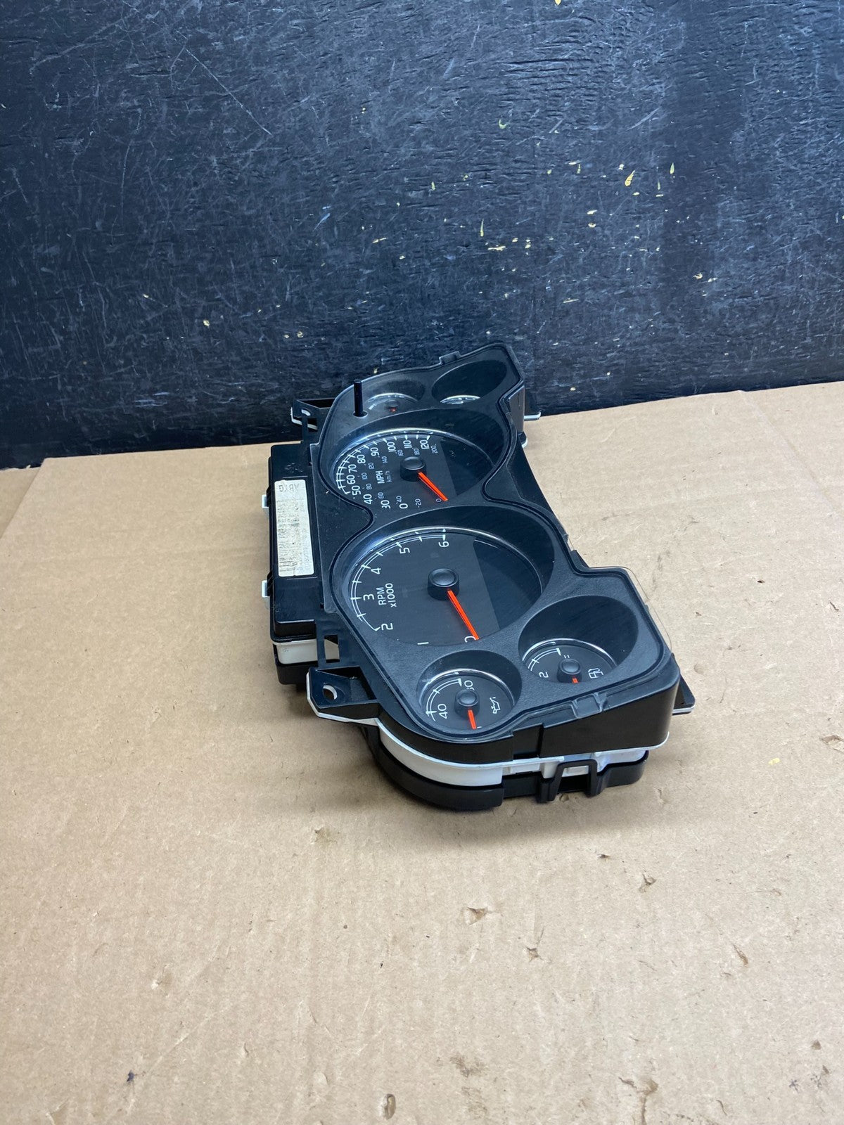 2011 to 2013 Chevrolet Silverado Suburban Cluster Gauge Speedometer AI3010 DG1